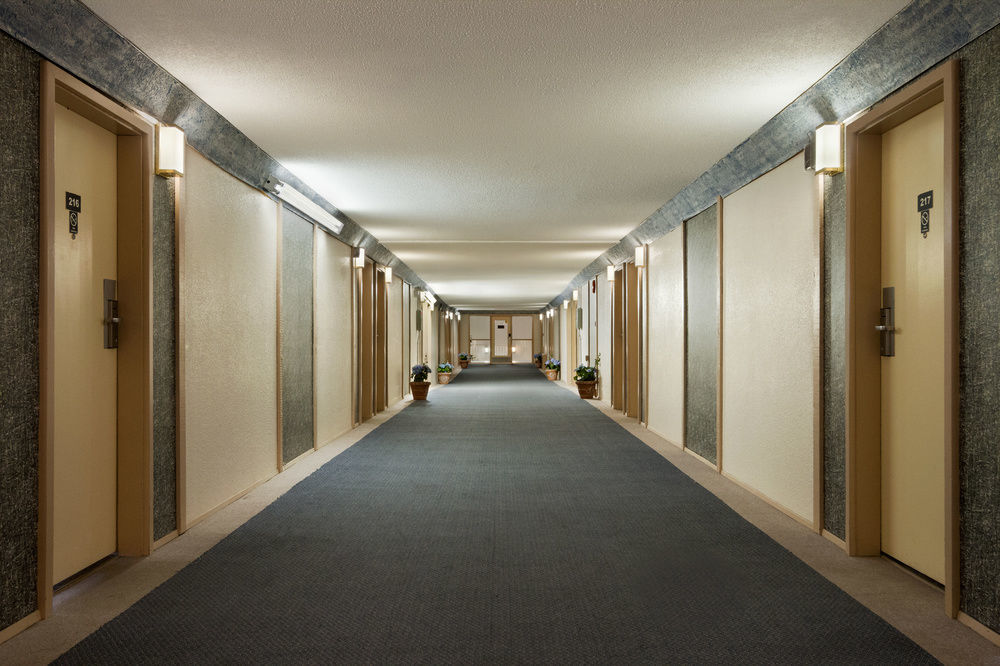 Knights Inn Kamloops Bagian luar foto